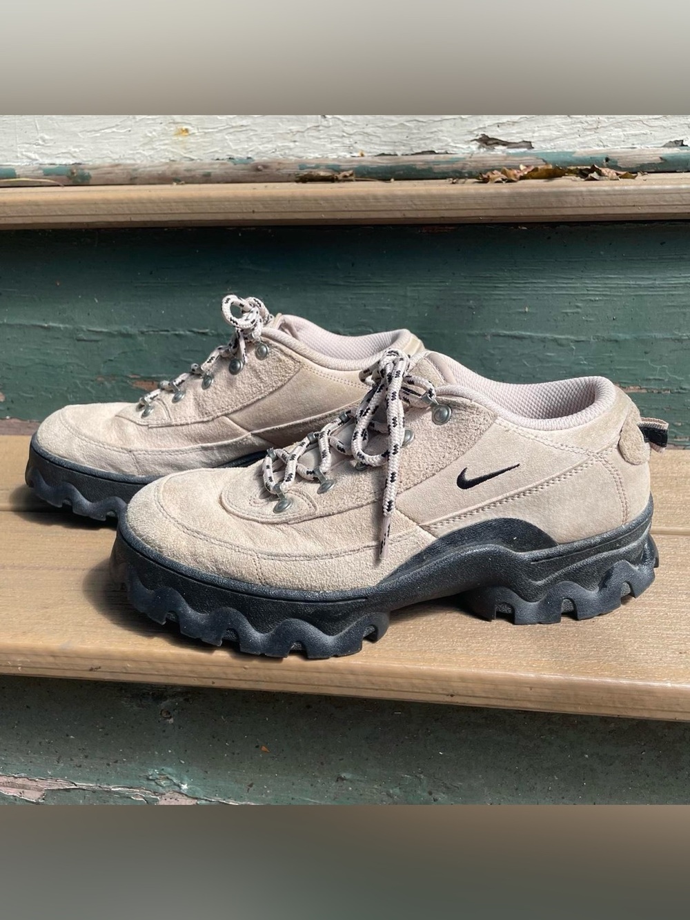 Nike Women's Lahar Low Suede Sneaker Boot